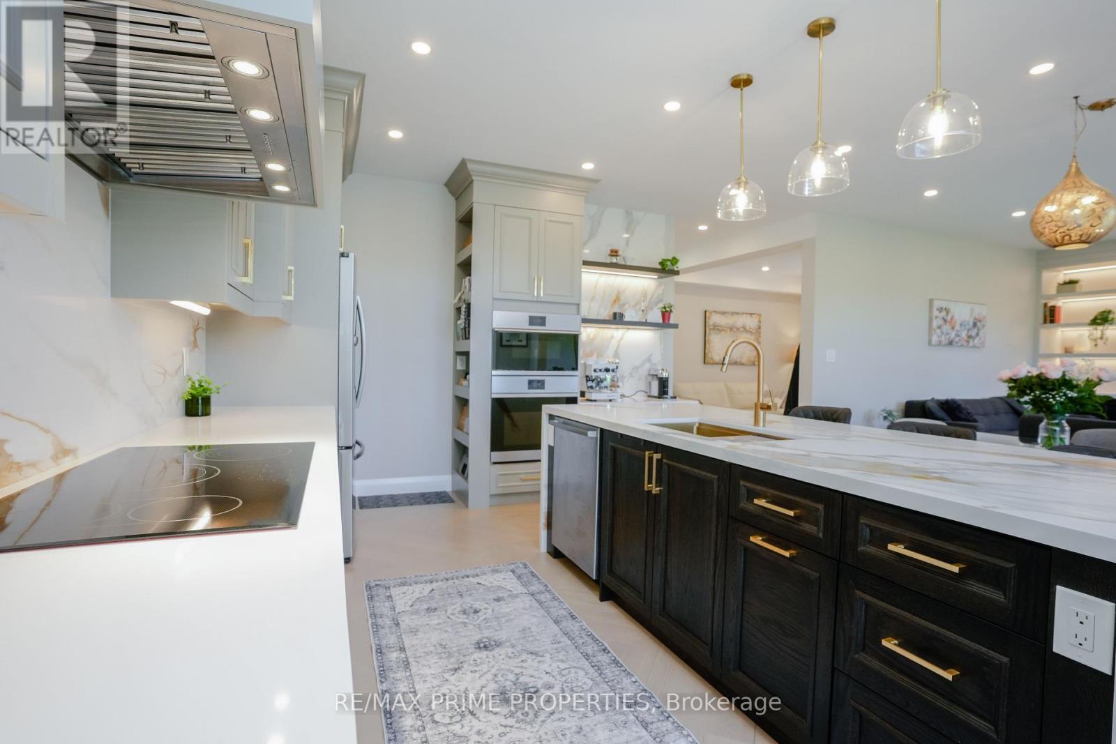 54 Vitlor Drive, Richmond Hill (Oak Ridges), Ontario  L4E 4P9 - Photo 10 - N12210885