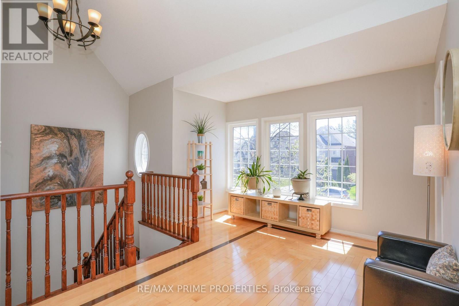 54 Vitlor Drive, Richmond Hill (Oak Ridges), Ontario  L4E 4P9 - Photo 22 - N12210885