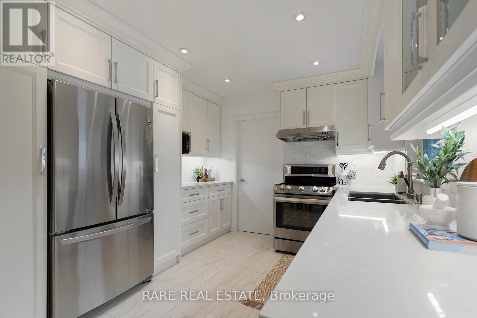 97 Kings College Road, Markham (Aileen-Willowbrook), Ontario  L3T 5S2 - Photo 10 - N12210894