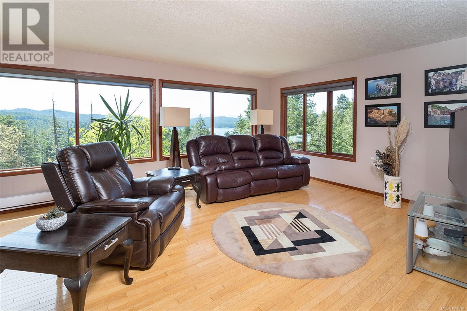 Property at 5154 Sooke Rd image 5