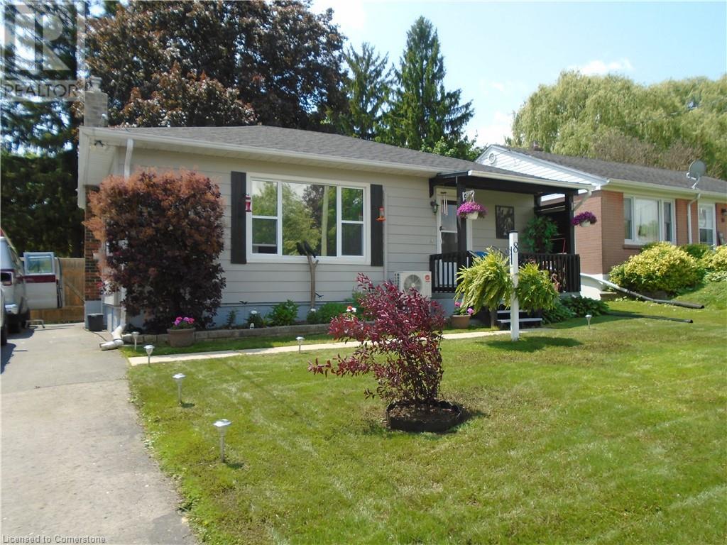 8 Tyrell Street, Simcoe, Ontario  N3Y 2H1 - Photo 1 - 40739500