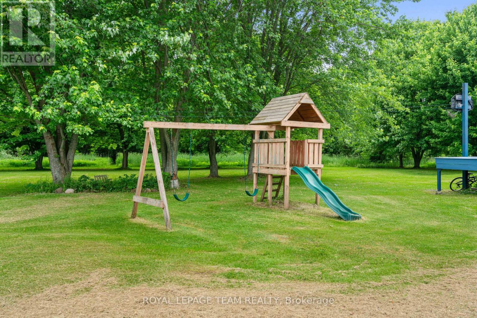 11015 Irena Road, South Dundas, Ontario  K0E 1K0 - Photo 8 - X12210919