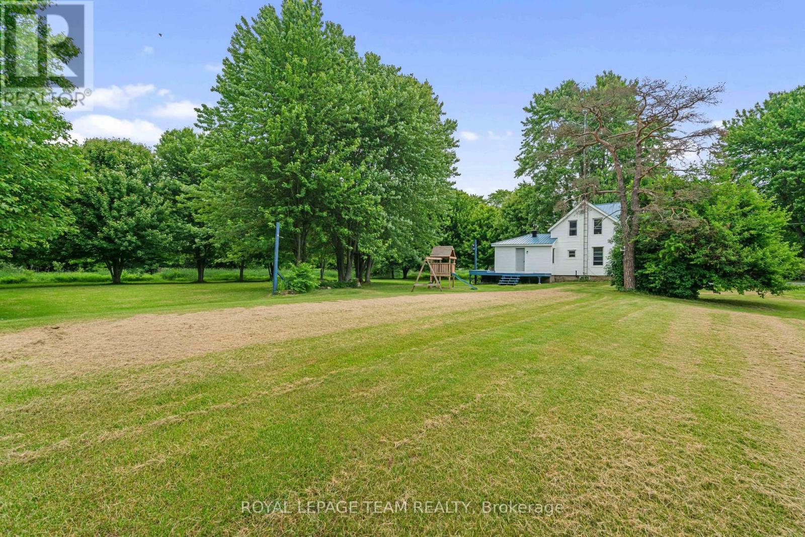 11015 Irena Road, South Dundas, Ontario  K0E 1K0 - Photo 9 - X12210919