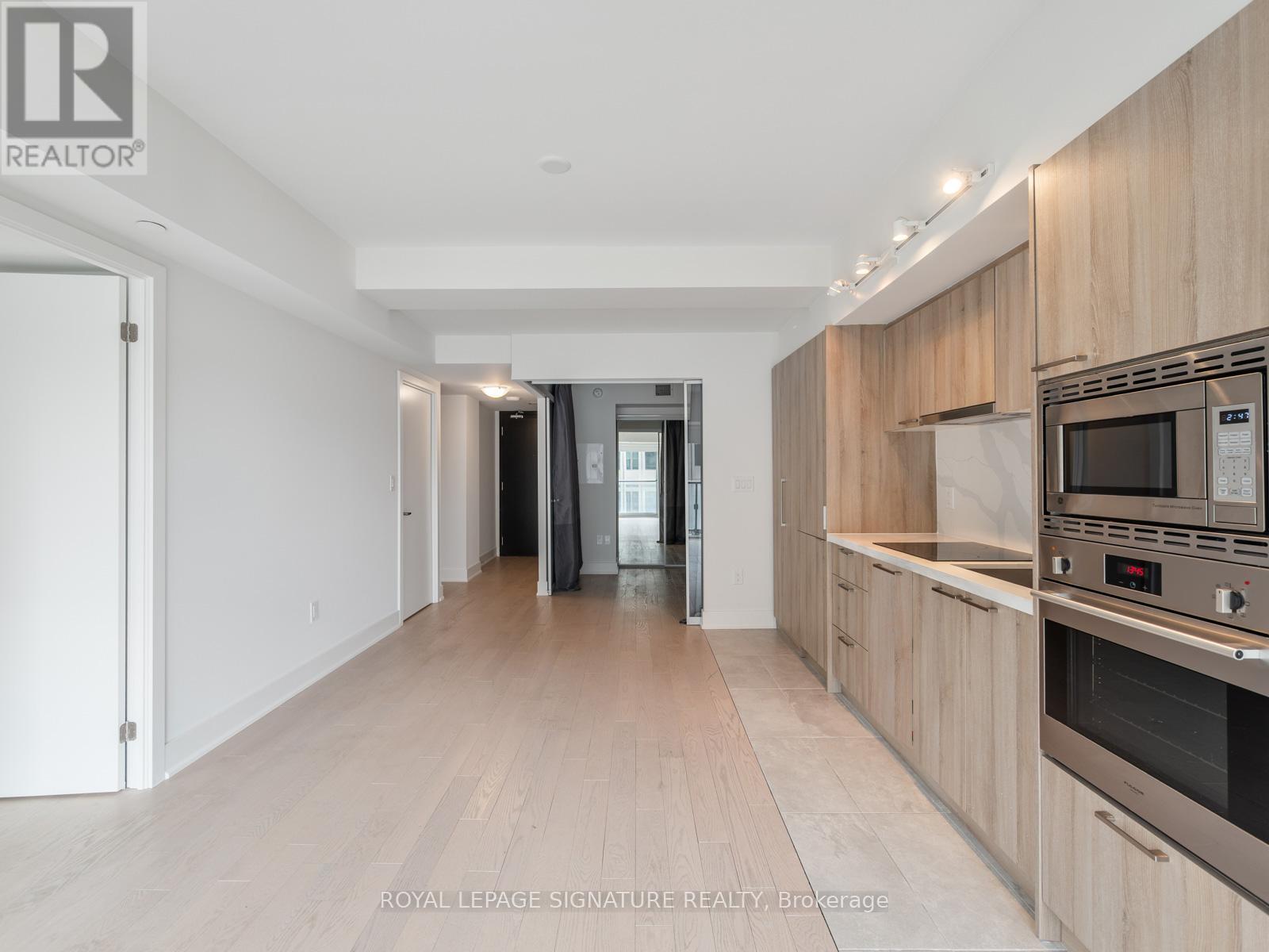 1909 - 955 Bay Street, Toronto, Ontario  M5S 2A2 - Photo 13 - C12210923