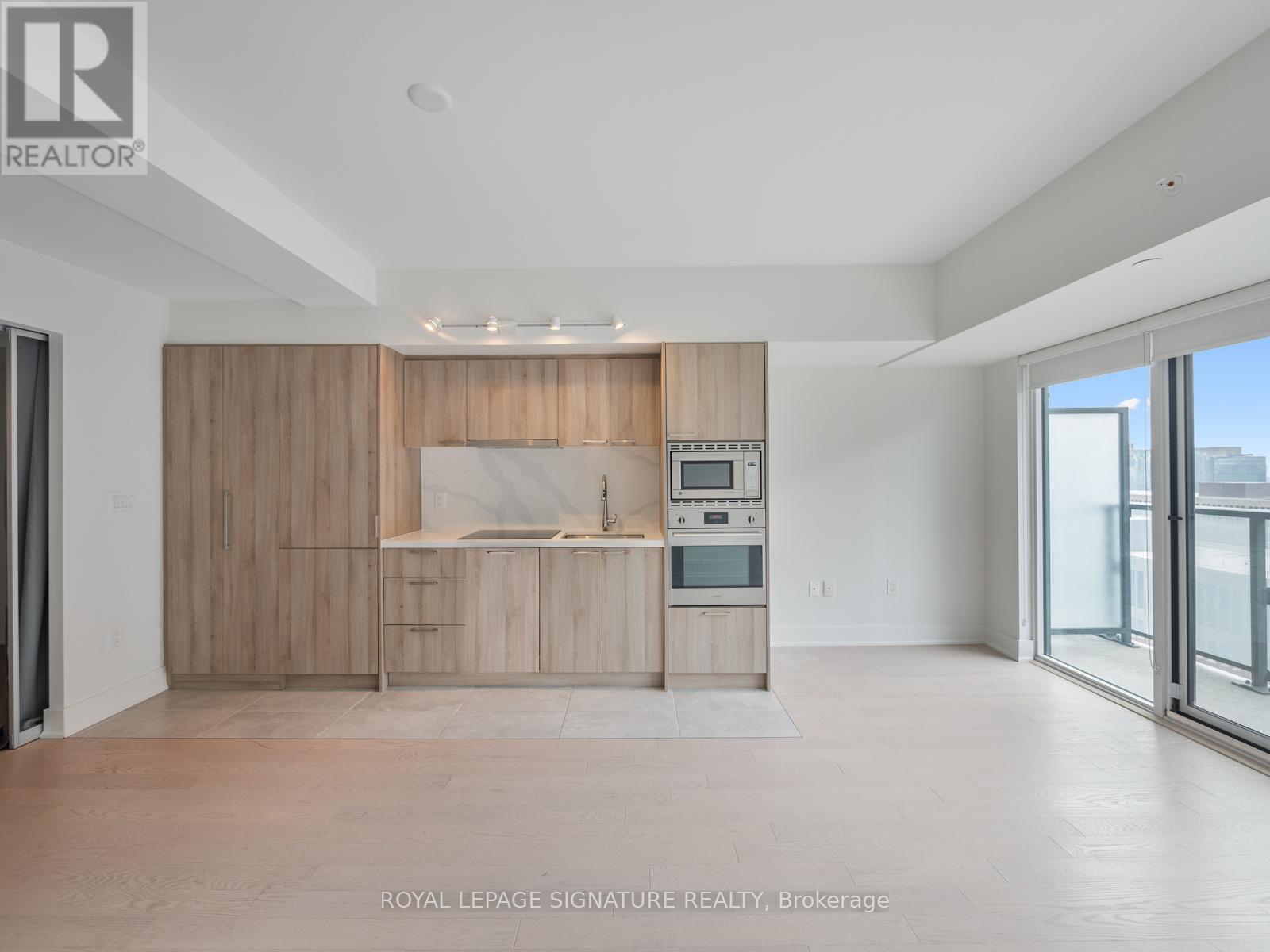 1909 - 955 Bay Street, Toronto, Ontario  M5S 2A2 - Photo 18 - C12210923