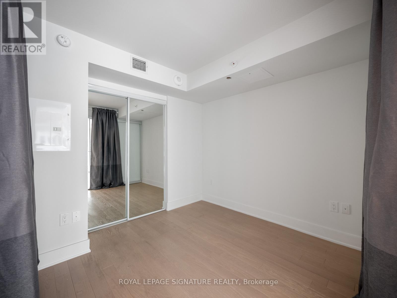 1909 - 955 Bay Street, Toronto, Ontario  M5S 2A2 - Photo 20 - C12210923