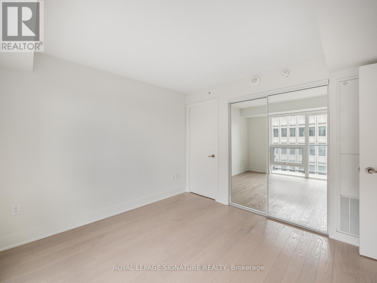 1909 - 955 Bay Street, Toronto, Ontario  M5S 2A2 - Photo 28 - C12210923
