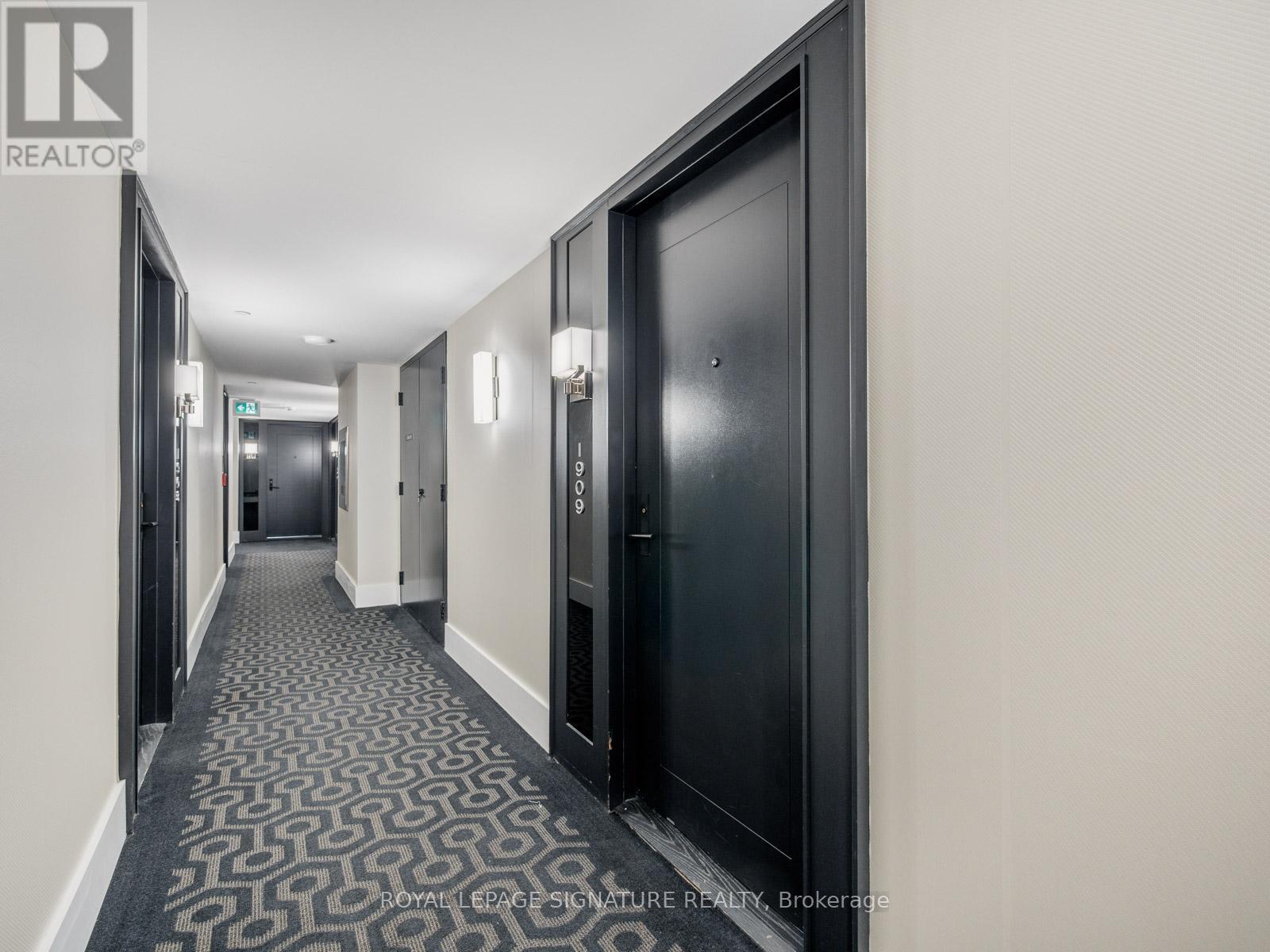1909 - 955 Bay Street, Toronto, Ontario  M5S 2A2 - Photo 6 - C12210923