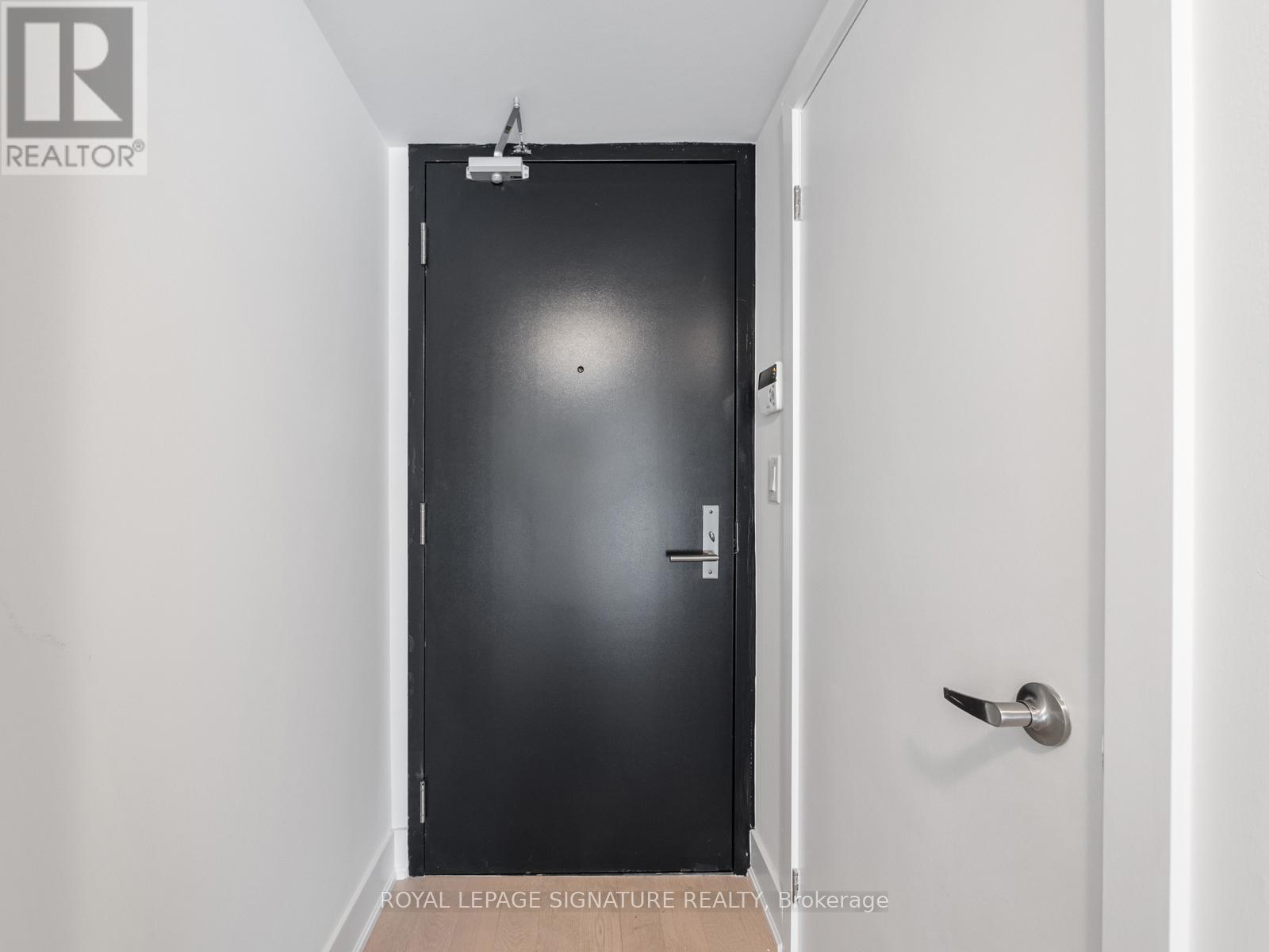 1909 - 955 Bay Street, Toronto, Ontario  M5S 2A2 - Photo 7 - C12210923