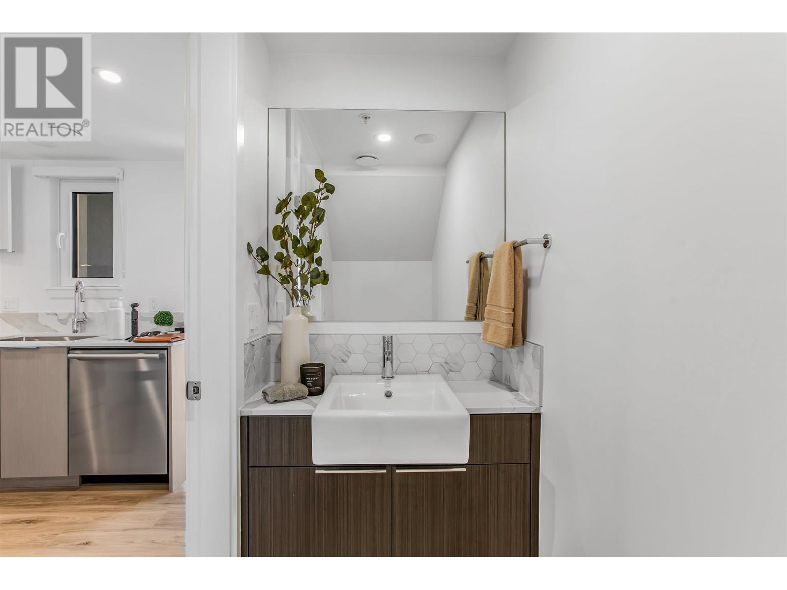 204 2075 E 1st Avenue, Vancouver, British Columbia  V5N 1B6 - Photo 18 - R3013575