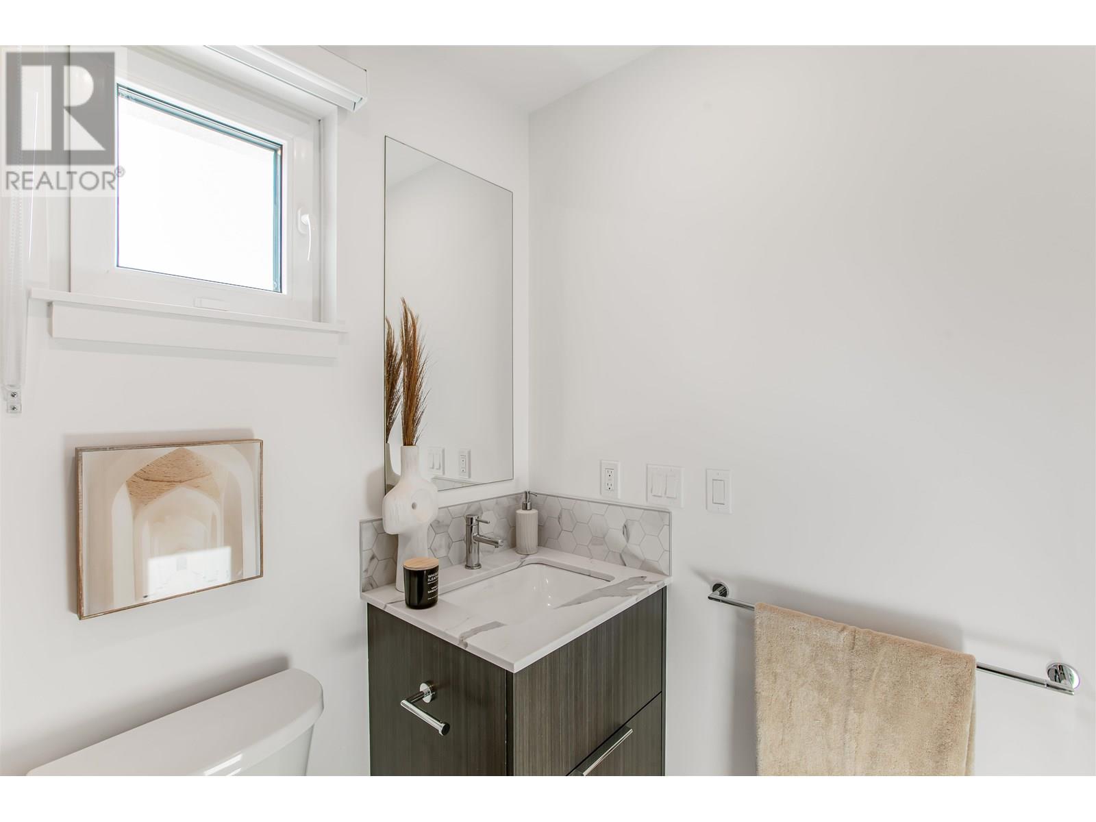 204 2075 E 1st Avenue, Vancouver, British Columbia  V5N 1B6 - Photo 31 - R3013575