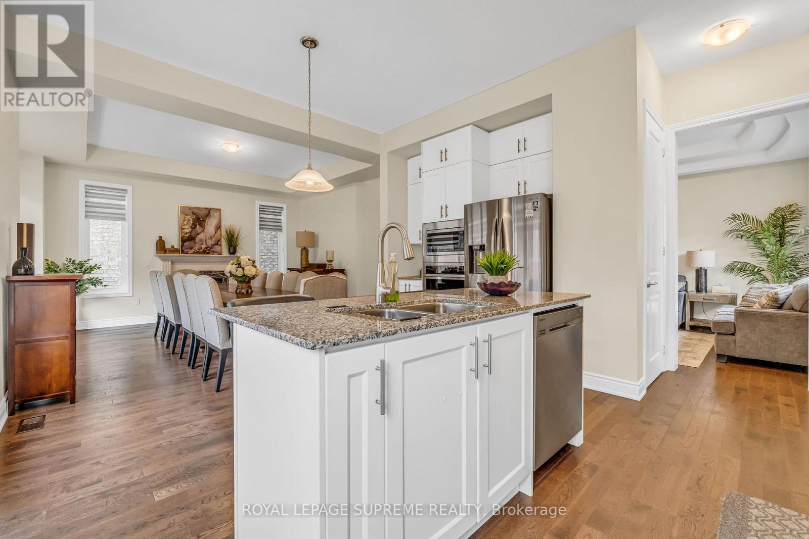 3473 Post Road, Oakville, Ontario  L6H 0Y9 - Photo 10 - W12210792