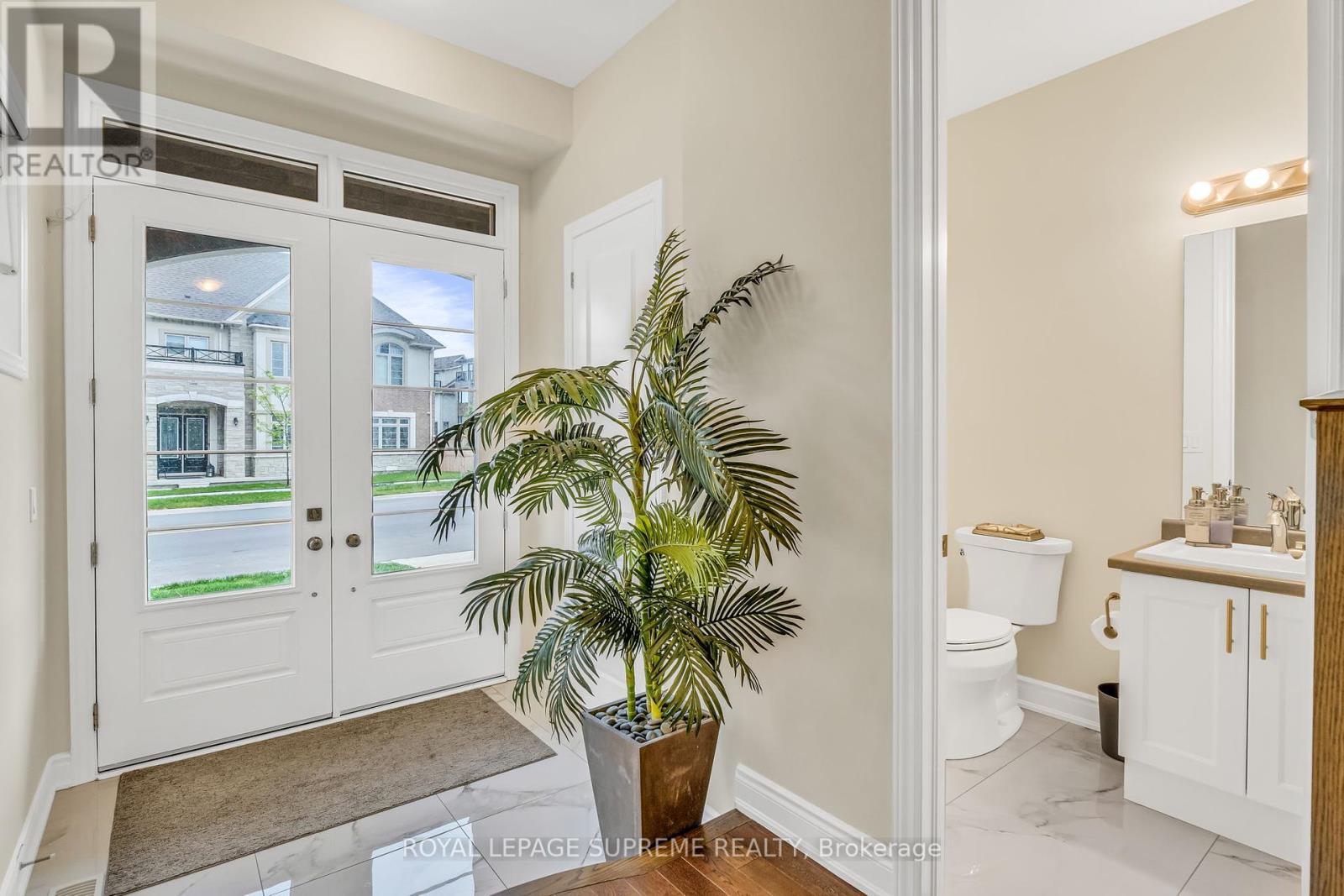 3473 Post Road, Oakville, Ontario  L6H 0Y9 - Photo 5 - W12210792