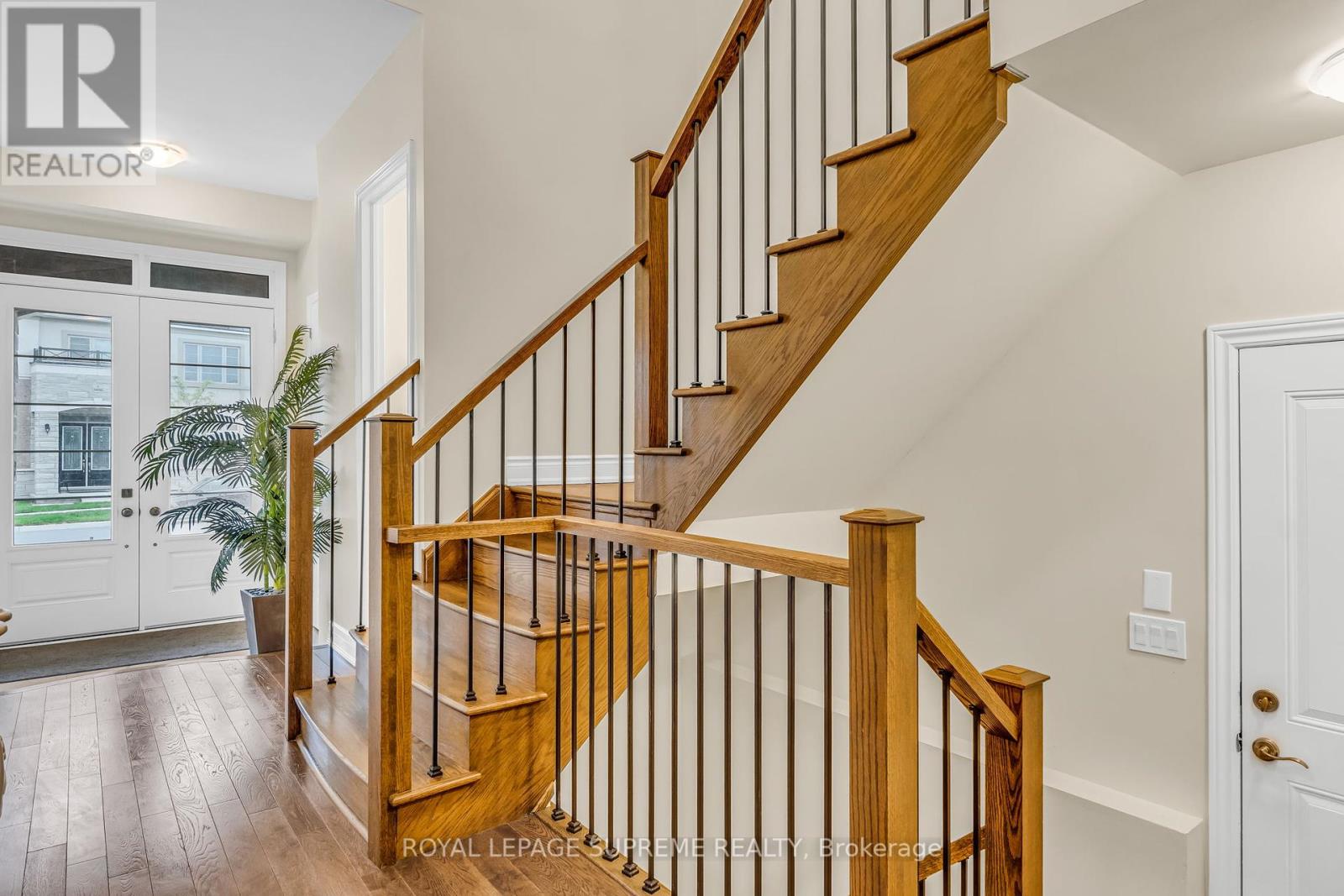 3473 Post Road, Oakville, Ontario  L6H 0Y9 - Photo 6 - W12210792