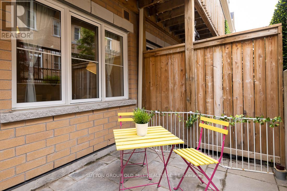 137 - 390 Hopewell Avenue, Toronto (Briar Hill-Belgravia), Ontario  M6E 2S2 - Photo 4 - W12210833