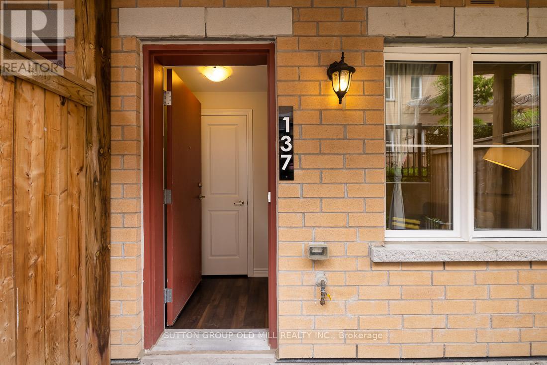 137 - 390 Hopewell Avenue, Toronto (Briar Hill-Belgravia), Ontario  M6E 2S2 - Photo 5 - W12210833