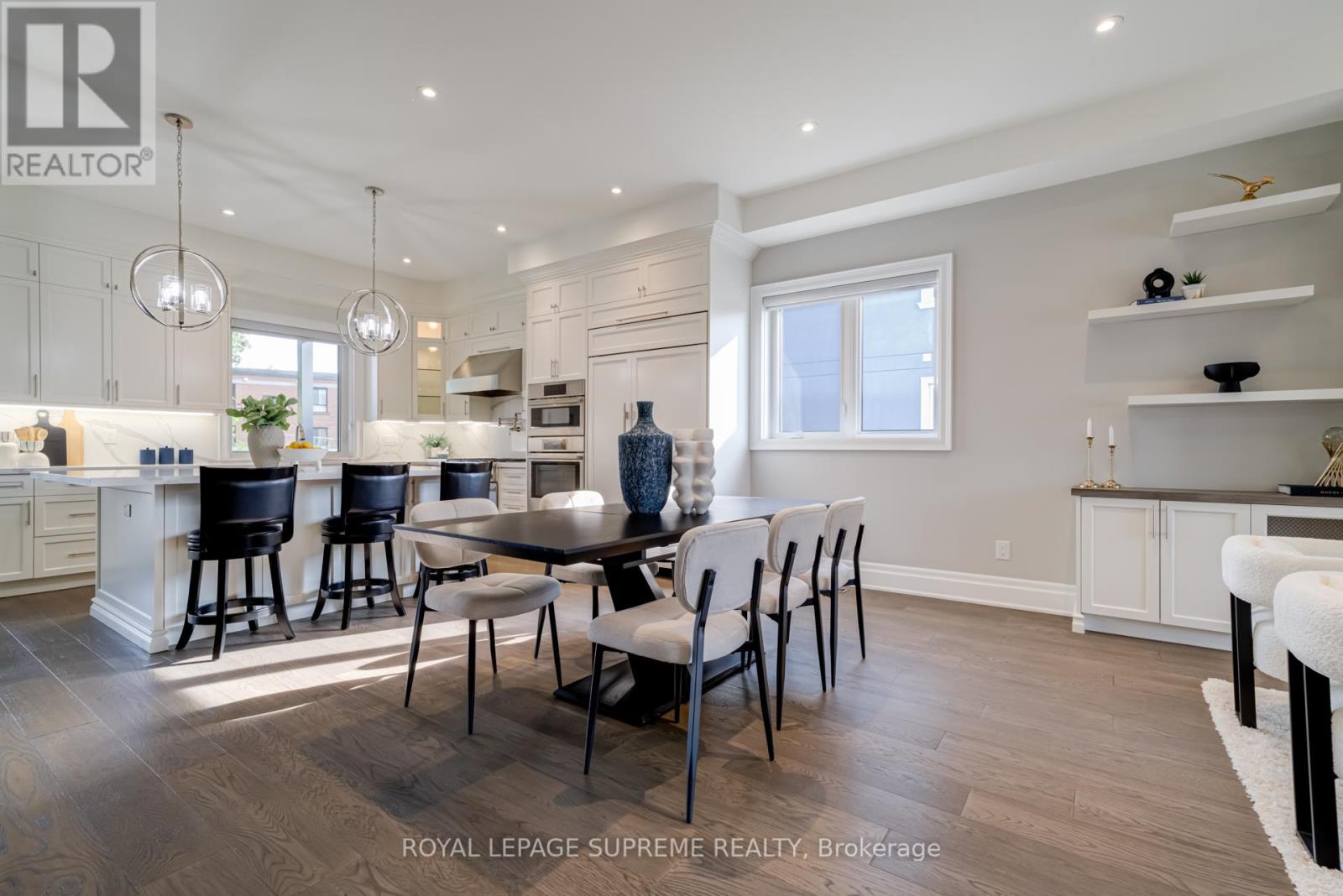 15 Parkchester Road, Toronto, Ontario  M6M 2S1 - Photo 10 - W12210869