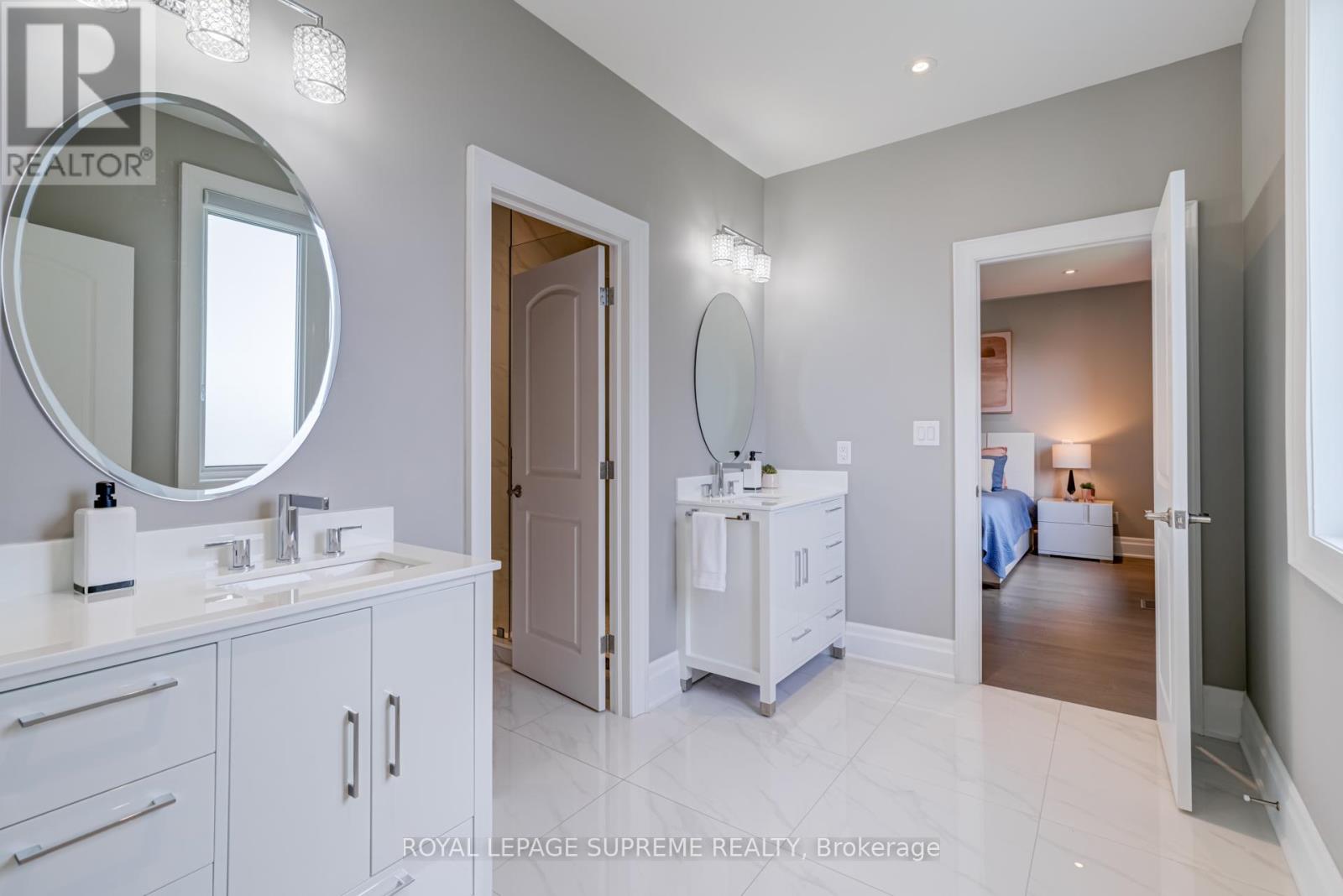 15 Parkchester Road, Toronto, Ontario  M6M 2S1 - Photo 29 - W12210869