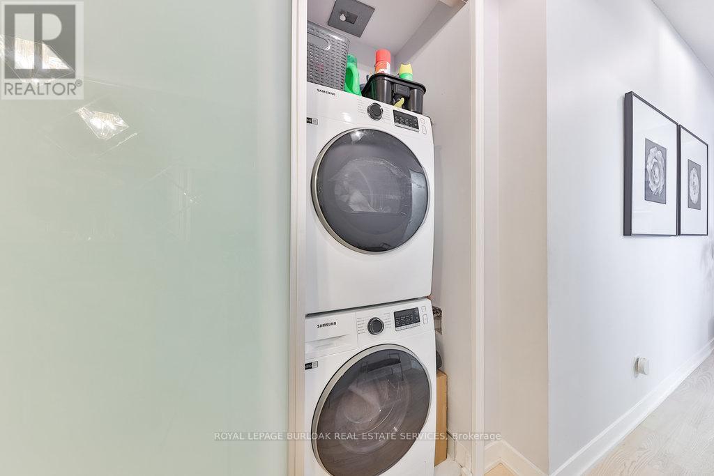 1511 - 88 Park Lawn Road, Toronto, Ontario  M8Y 0B5 - Photo 11 - W12210890