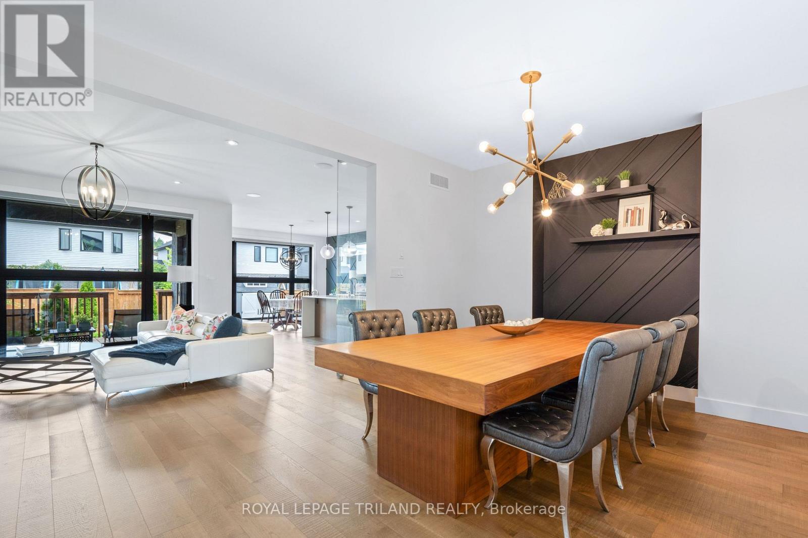 Photo 6 of 50 for 1754 Brayford Avenue