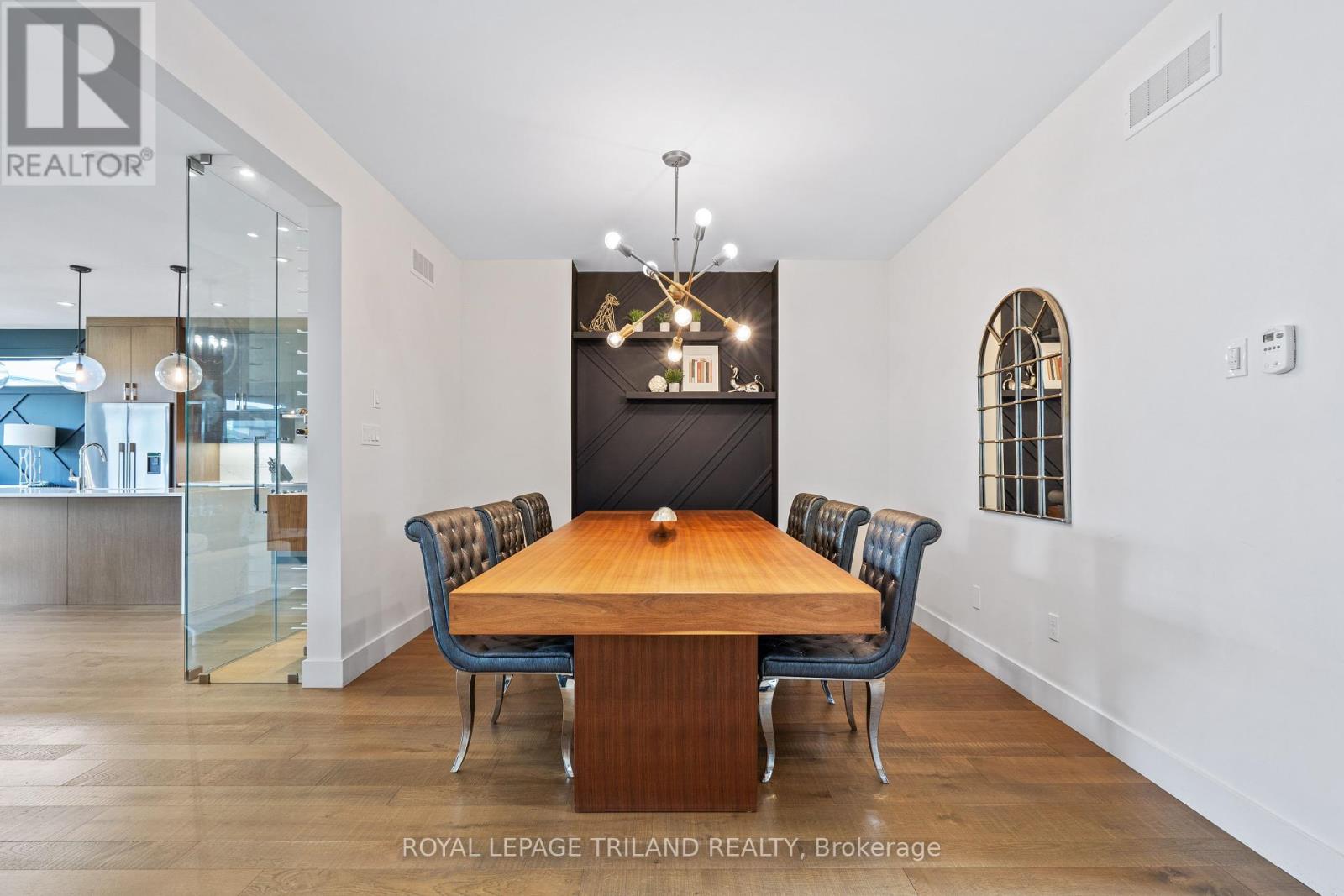 Photo 7 of 50 for 1754 Brayford Avenue