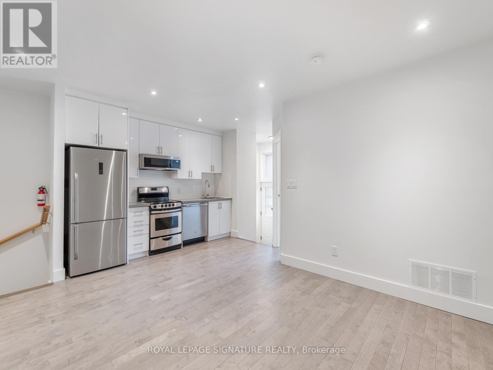 512 Eastern Avenue, Toronto, Ontario  M4M 1C7 - Photo 15 - E12210910