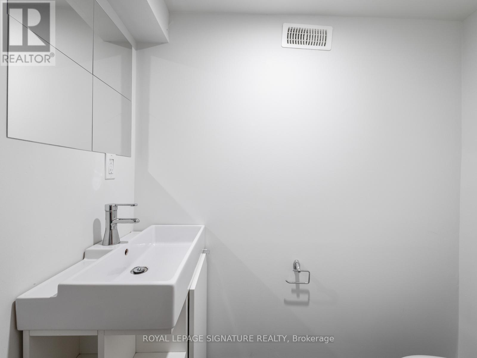 512 Eastern Avenue, Toronto, Ontario  M4M 1C7 - Photo 31 - E12210910