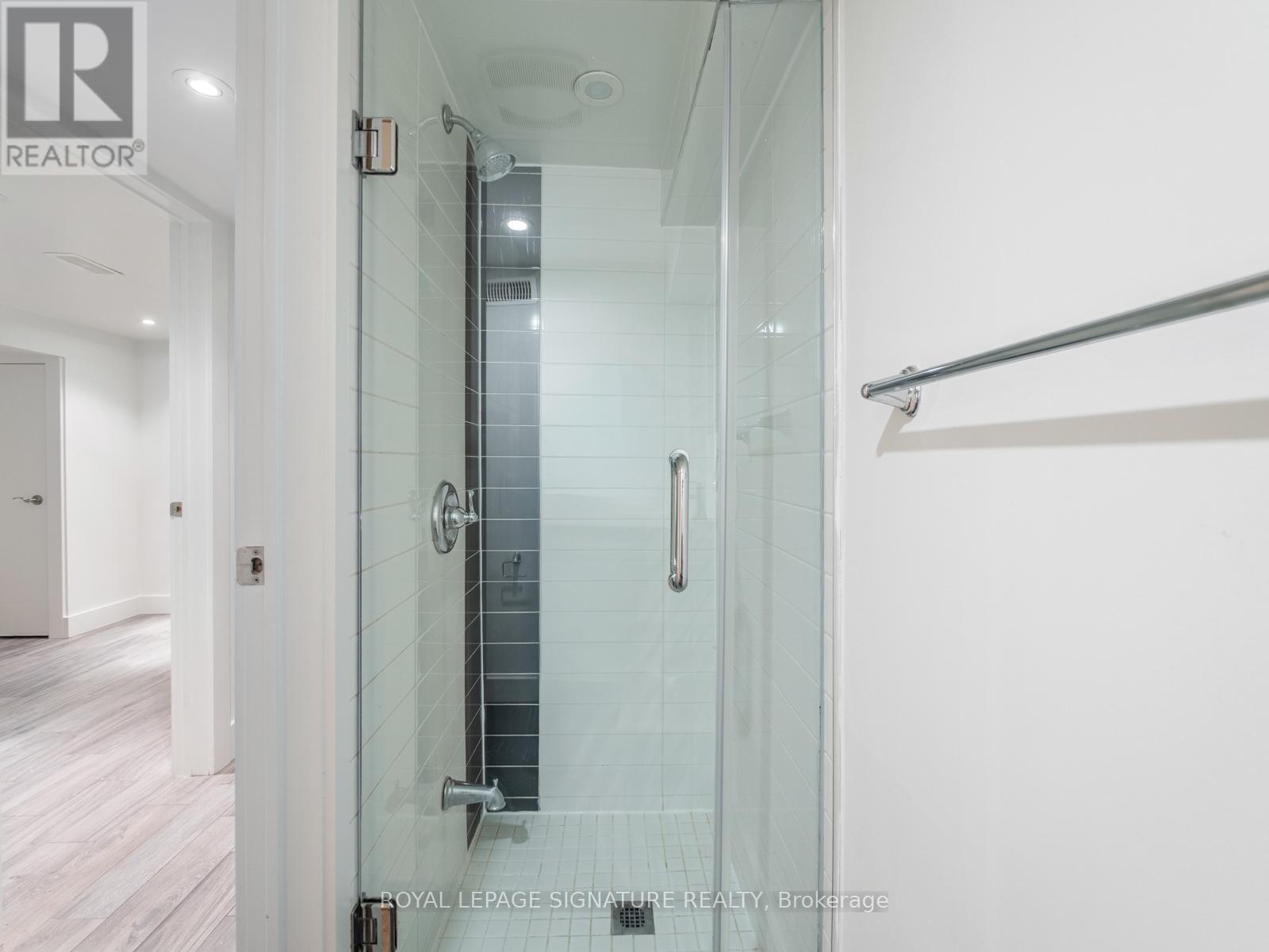 512 Eastern Avenue, Toronto, Ontario  M4M 1C7 - Photo 32 - E12210910