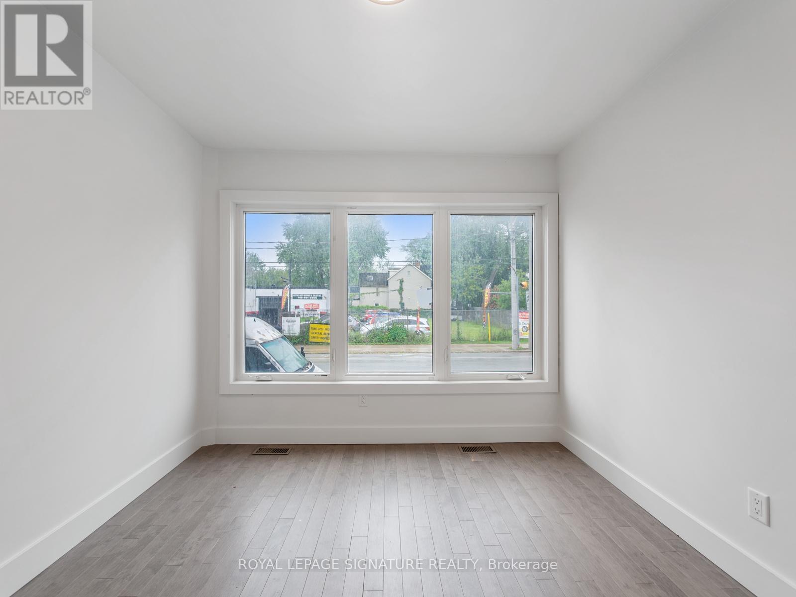 512 Eastern Avenue, Toronto, Ontario  M4M 1C7 - Photo 9 - E12210910