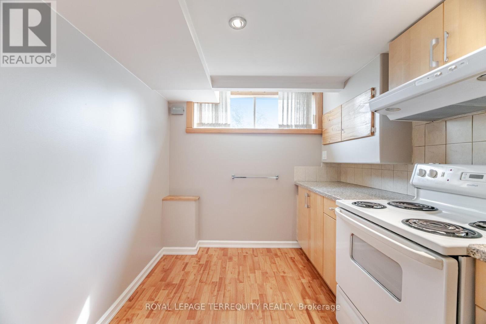 2 - 4 Bromton Drive, Toronto, Ontario  M1P 4B8 - Photo 10 - E12210914