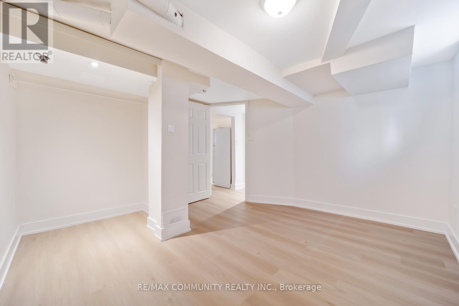 22 Miramar Crescent, Toronto, Ontario  M1J 1R4 - Photo 35 - E12210915