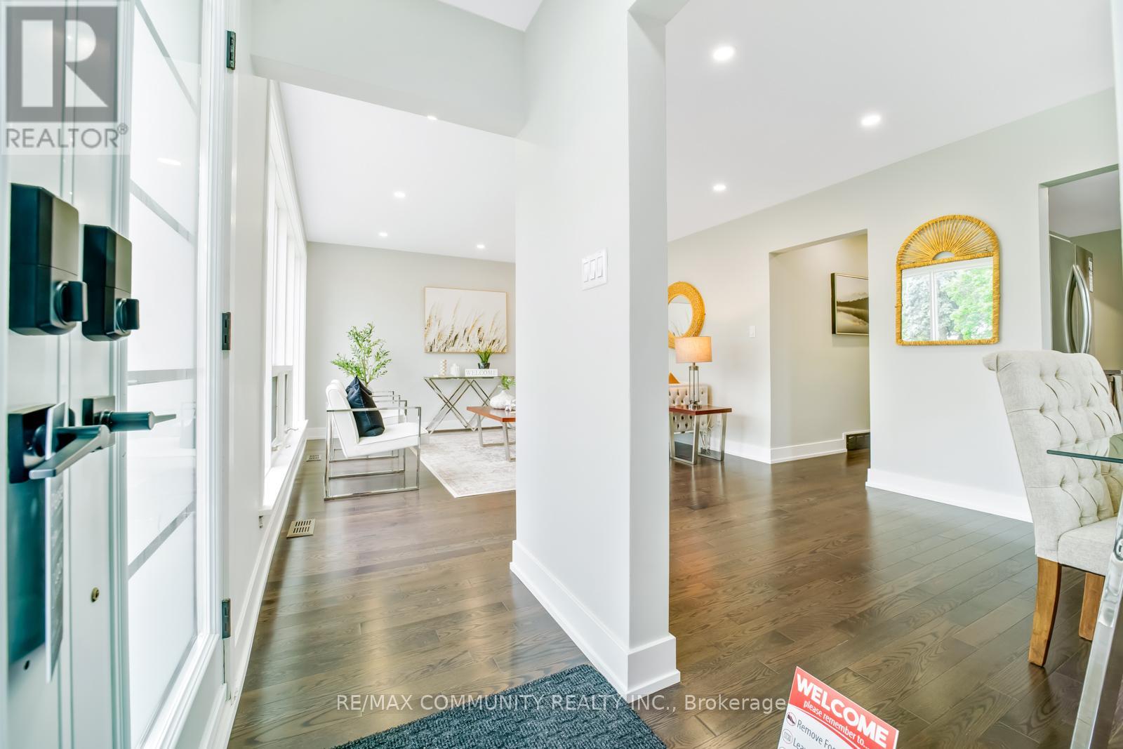 22 Miramar Crescent, Toronto, Ontario  M1J 1R4 - Photo 7 - E12210915