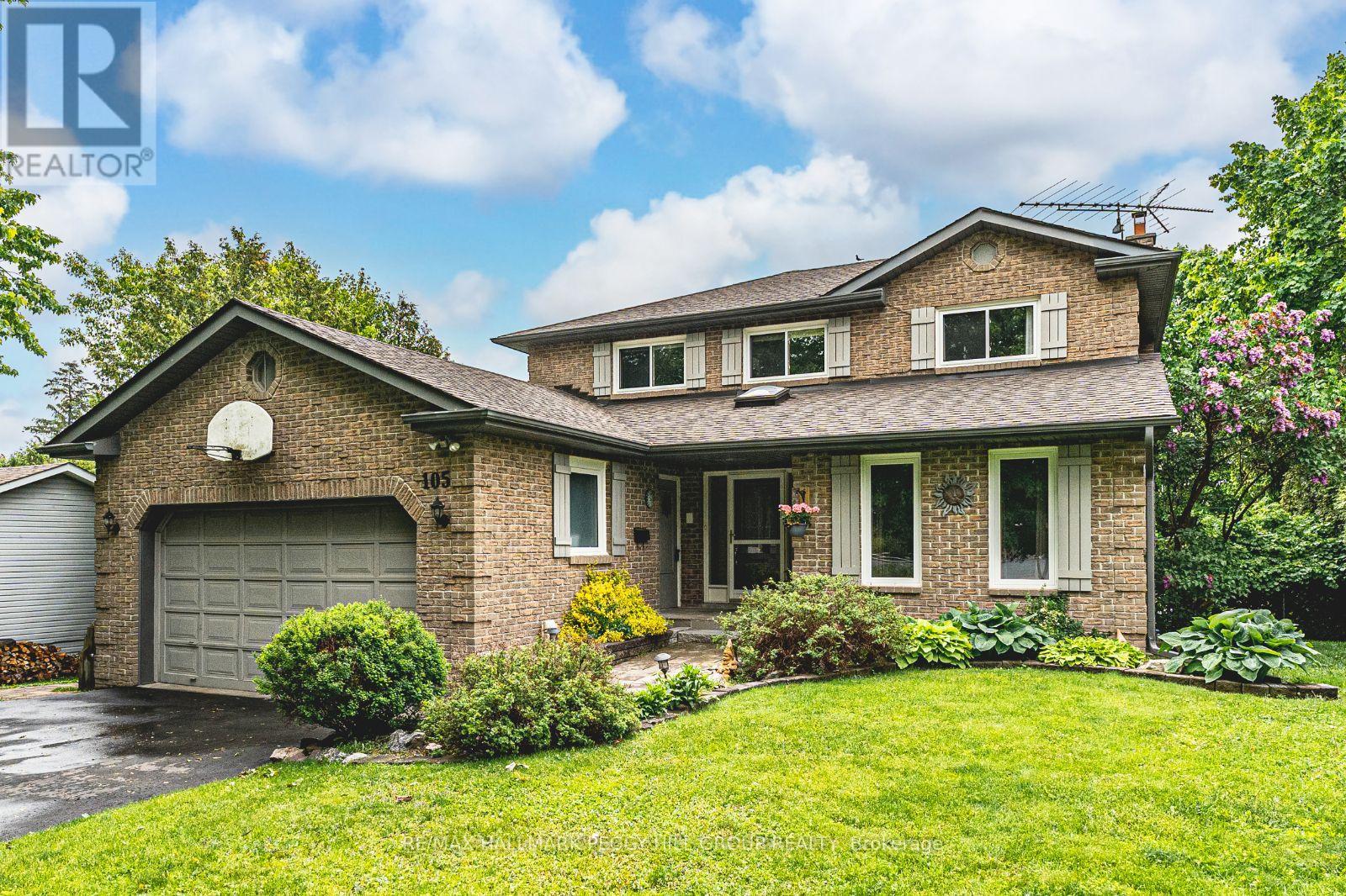 105 BROADVIEW AVENUE, Whitby, Ontario