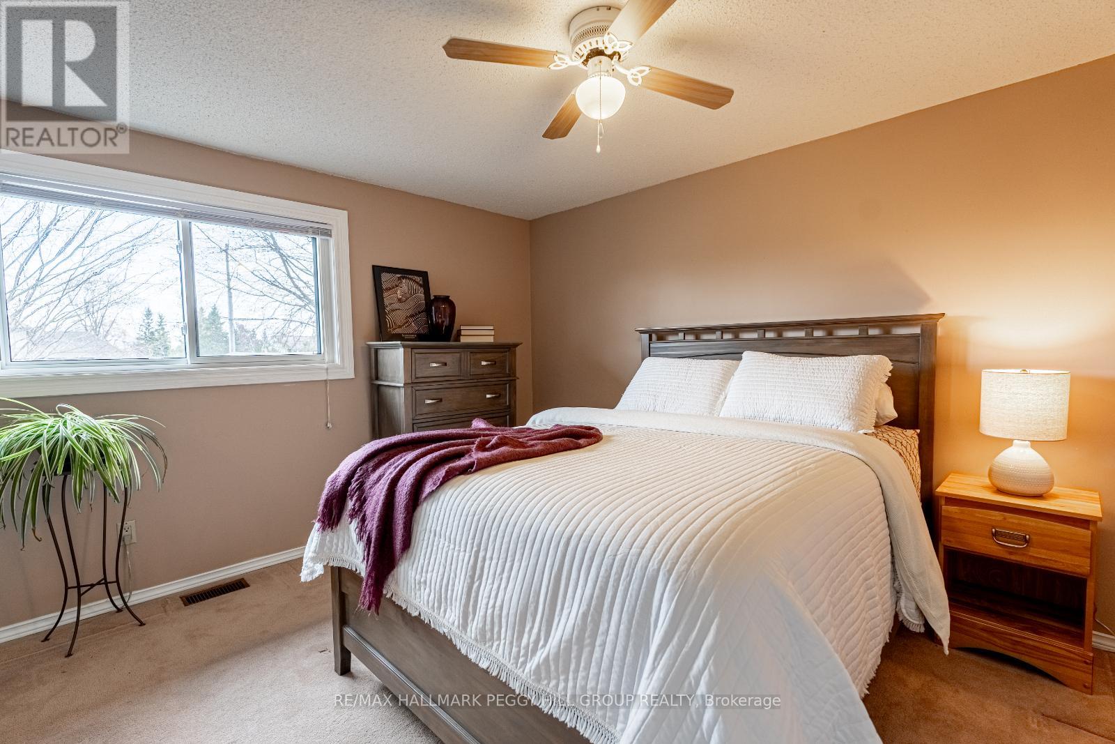 105 Broadview Avenue, Whitby, Ontario  L1N 2G6 - Photo 15 - E12210940