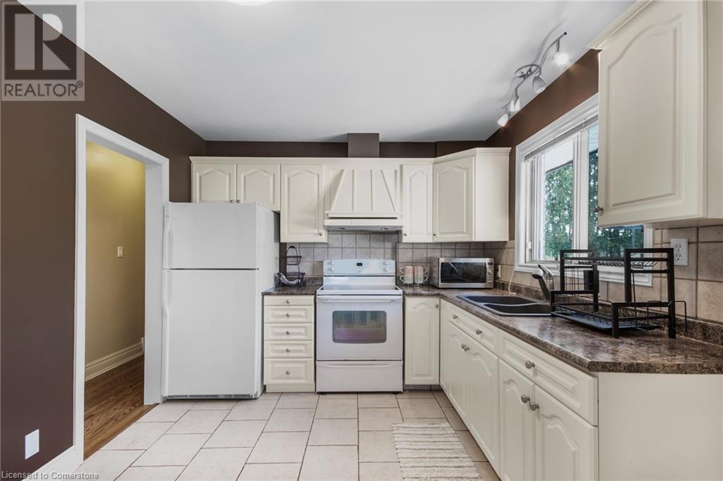 185 Burlington Street, London, Ontario  N5Z 3V9 - Photo 4 - 40739839