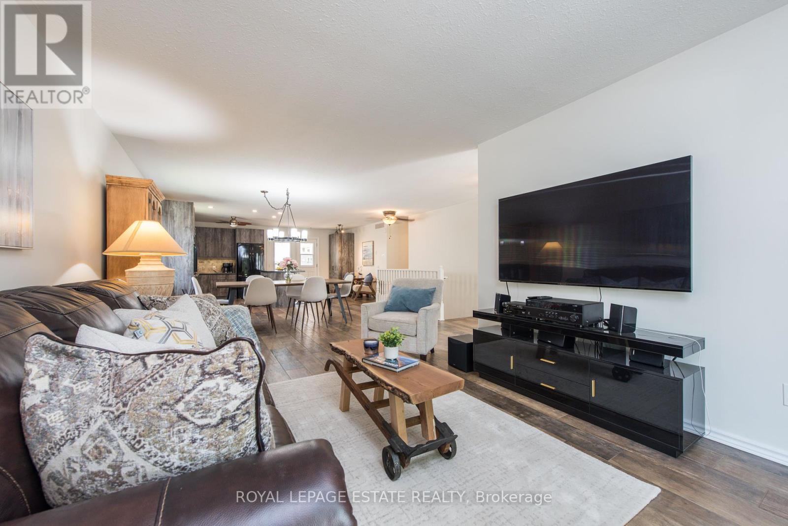 37 Brooklyn Avenue, Brantford, Ontario  N3T 1B5 - Photo 10 - X12210765