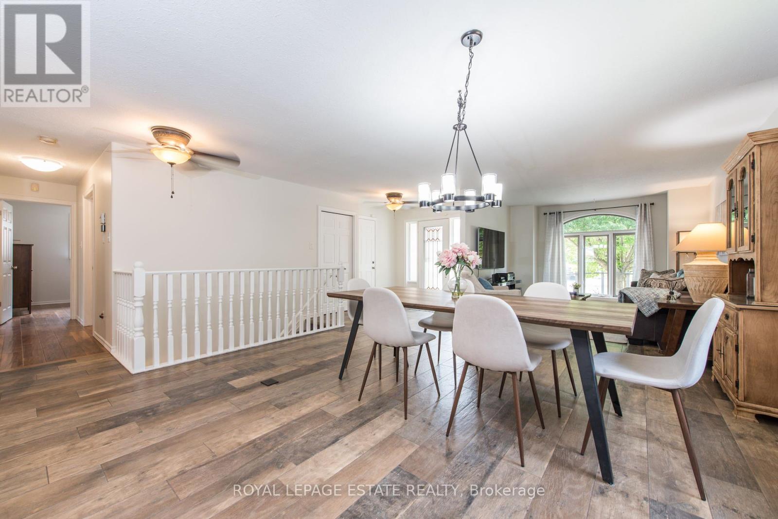 37 Brooklyn Avenue, Brantford, Ontario  N3T 1B5 - Photo 11 - X12210765