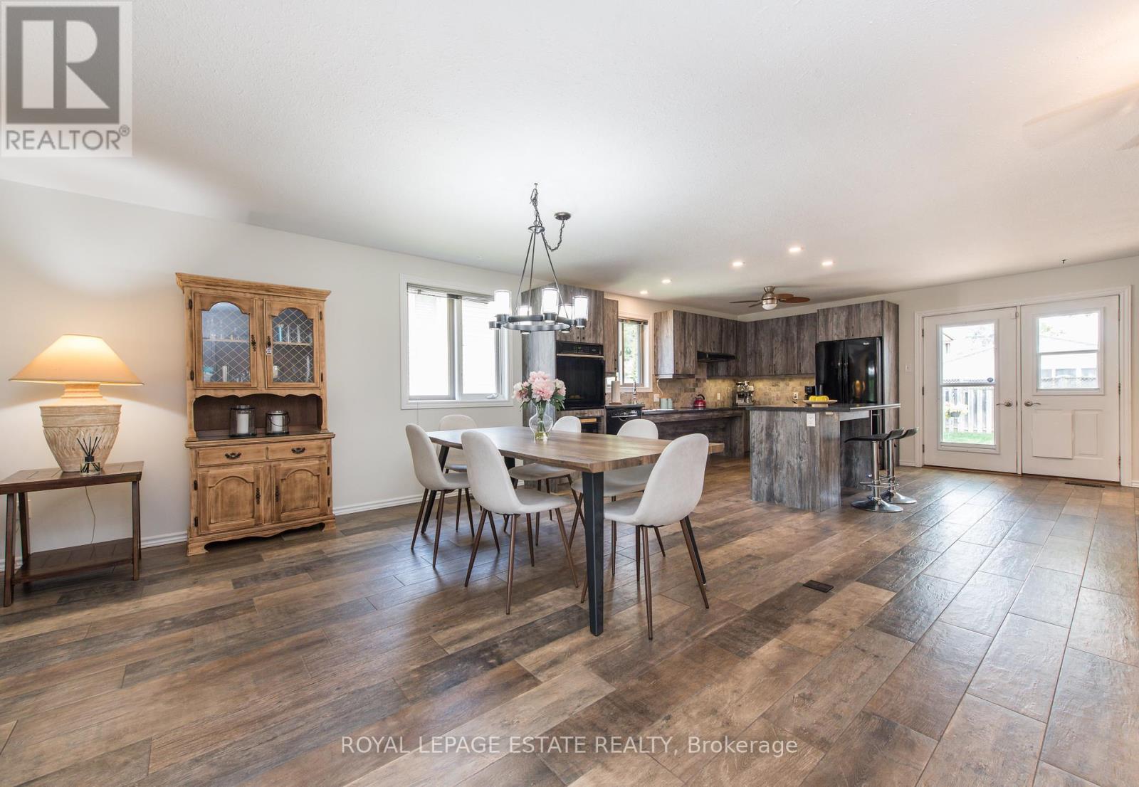 37 Brooklyn Avenue, Brantford, Ontario  N3T 1B5 - Photo 12 - X12210765