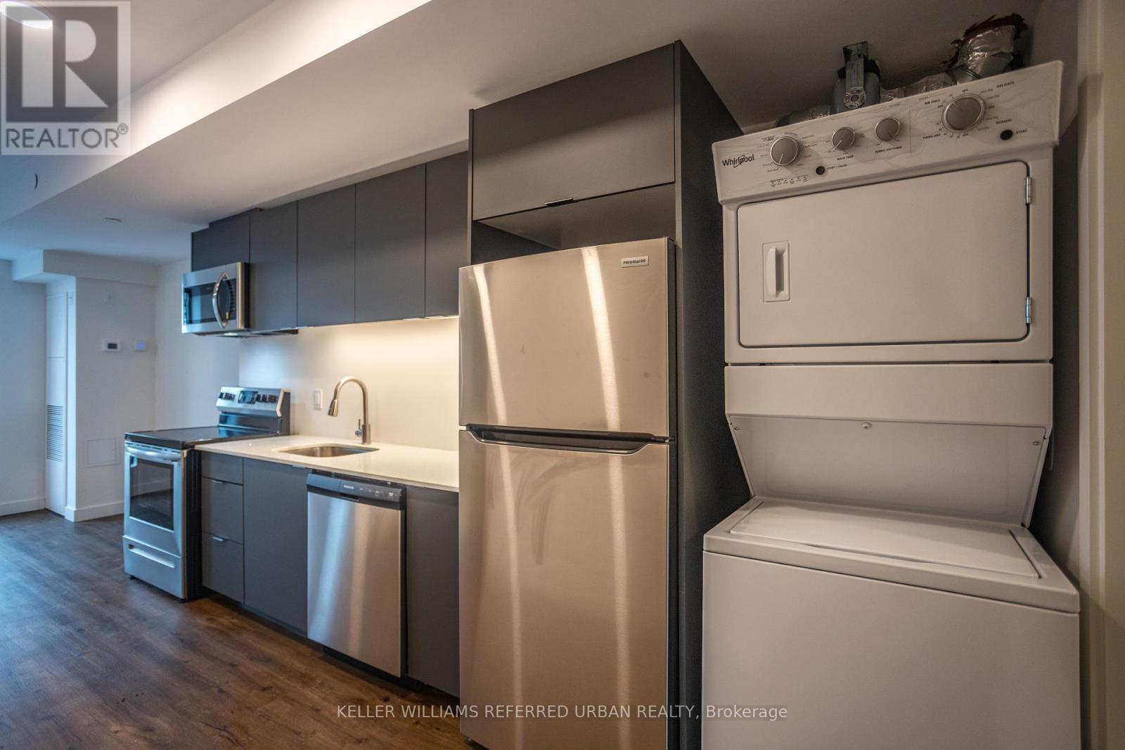 303 - 325 University Avenue W, Cobourg, Ontario  K9A 3S9 - Photo 4 - X12210794