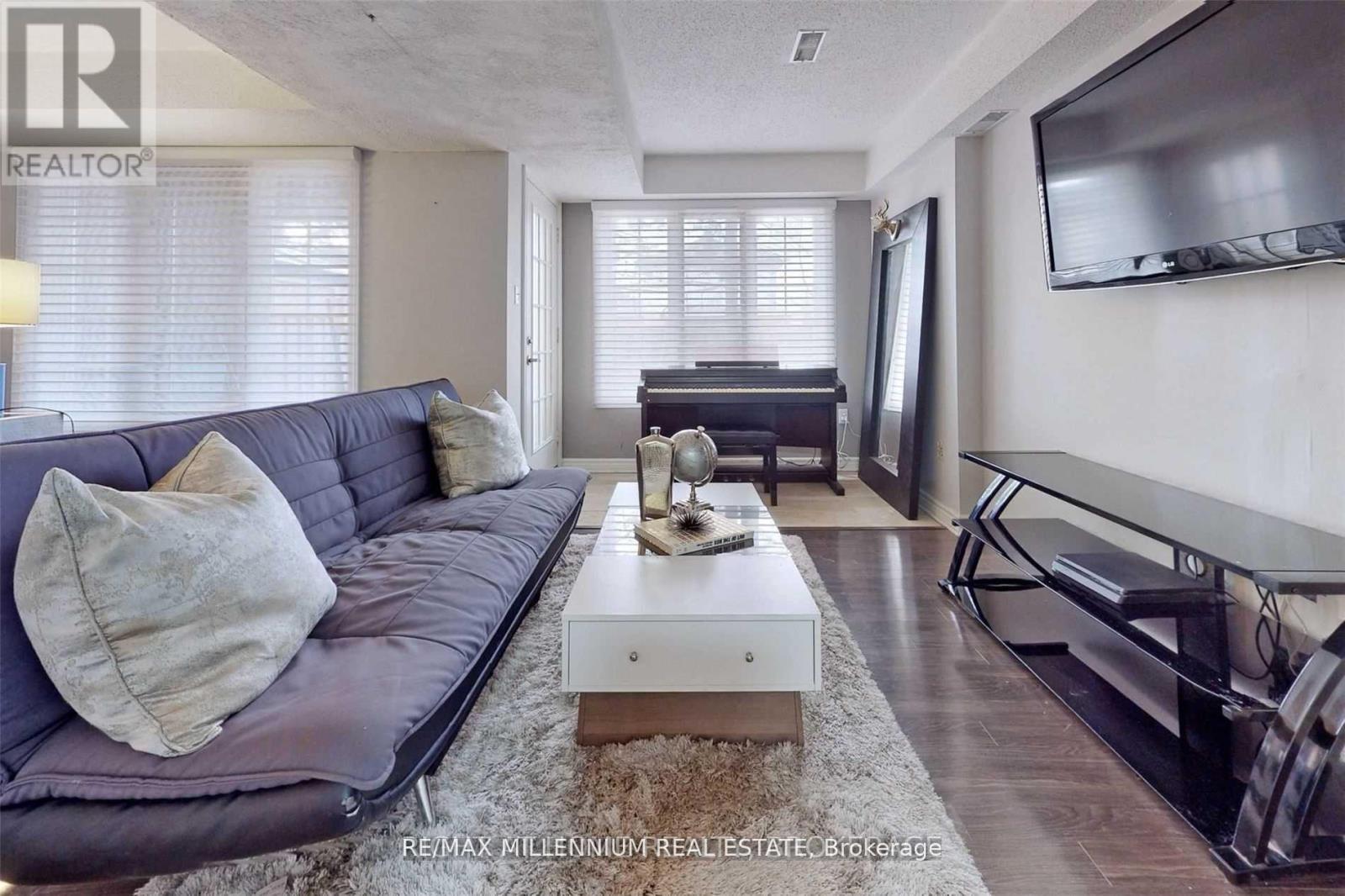 31 - 310 Christopher Drive, Cambridge, Ontario  N1P 1B4 - Photo 9 - X12210830