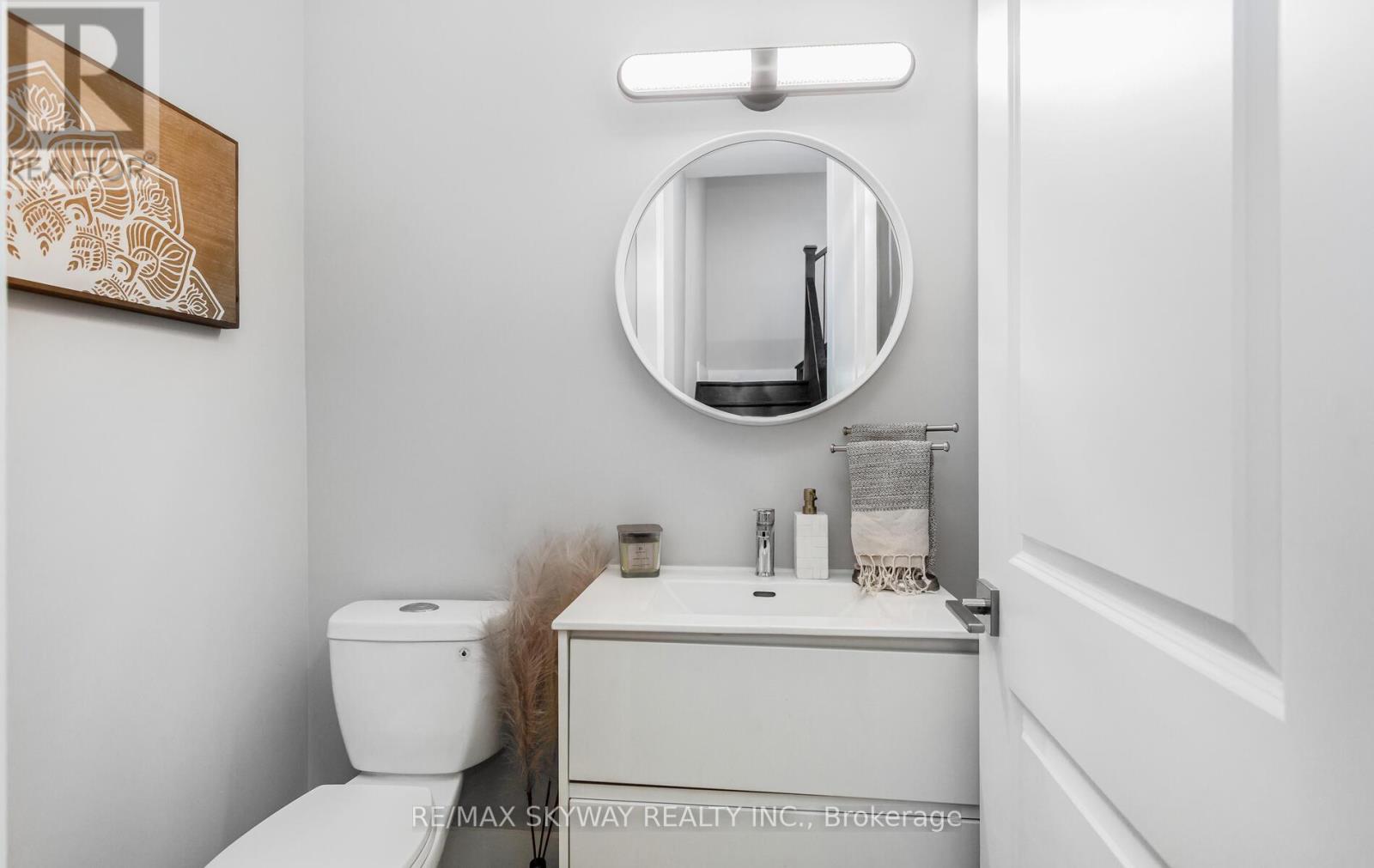 1038 Hansler Road, Welland, Ontario  L3C 7H7 - Photo 27 - X12210854