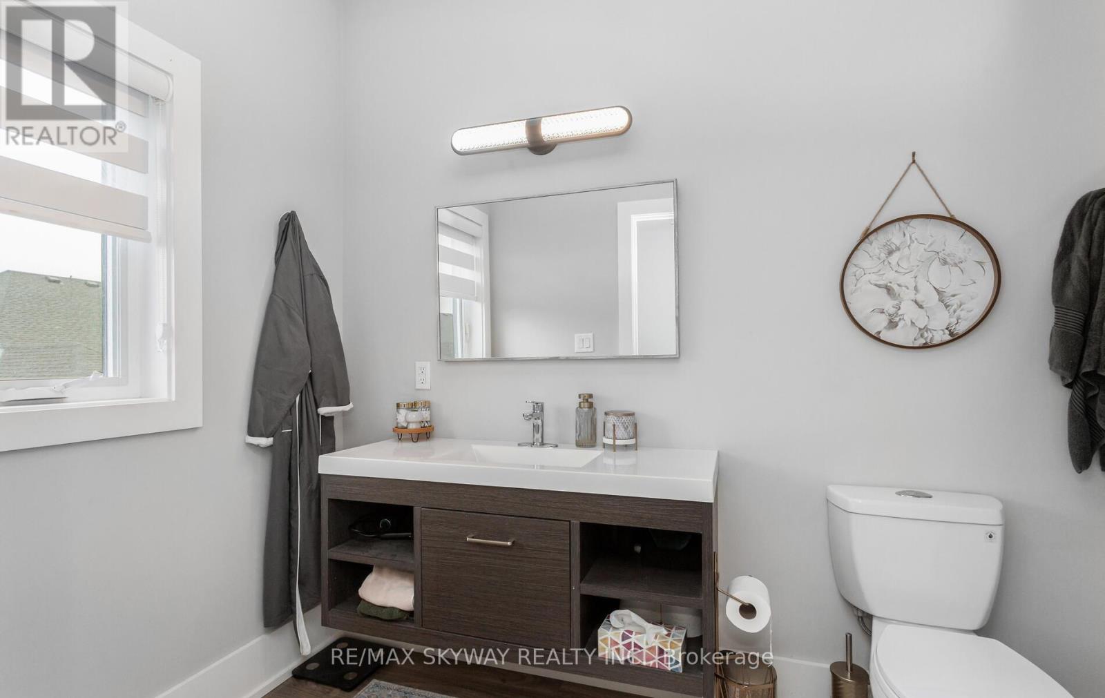 1038 Hansler Road, Welland, Ontario  L3C 7H7 - Photo 34 - X12210854