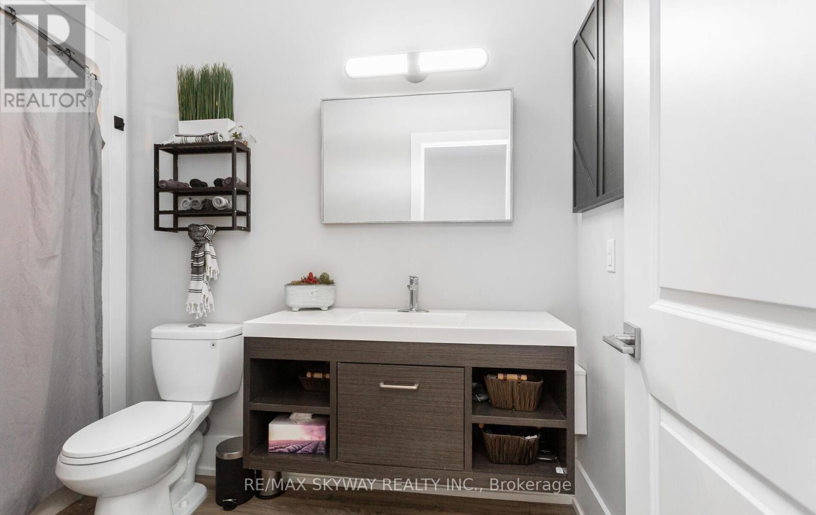 1038 Hansler Road, Welland, Ontario  L3C 7H7 - Photo 43 - X12210854