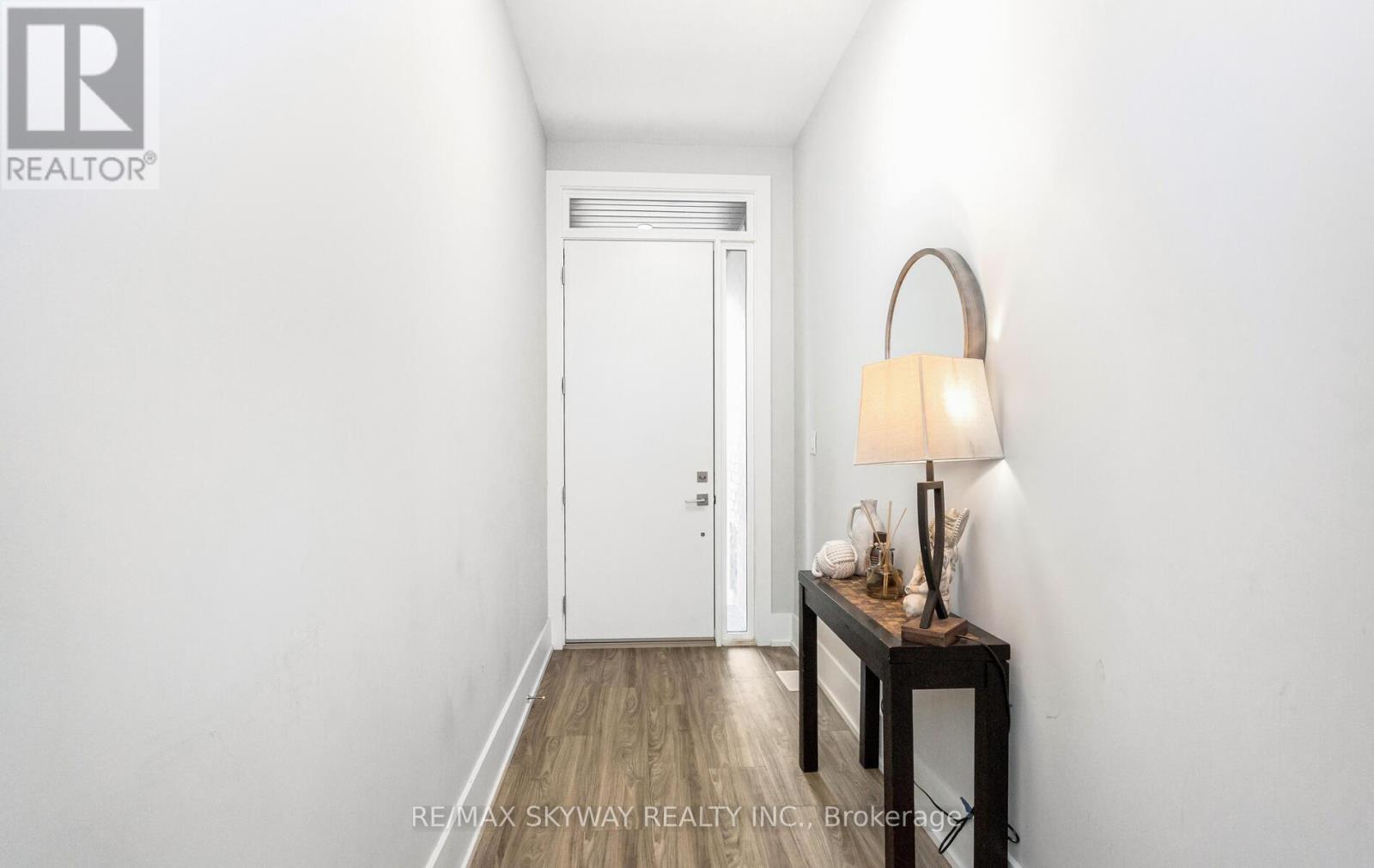 1038 Hansler Road, Welland, Ontario  L3C 7H7 - Photo 6 - X12210854