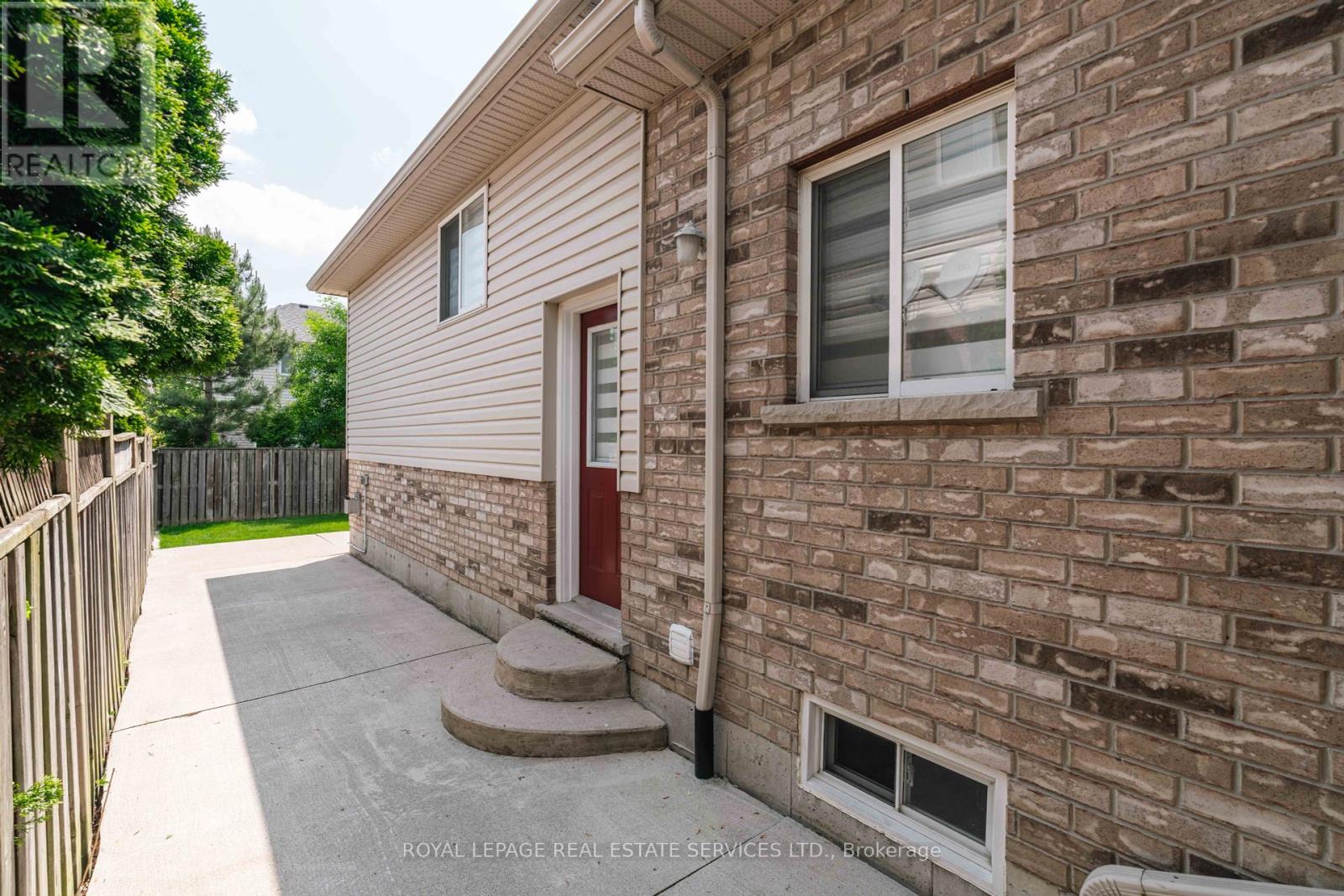 837 Upper Ottawa Street, Hamilton, Ontario  L8T 3V4 - Photo 36 - X12210881