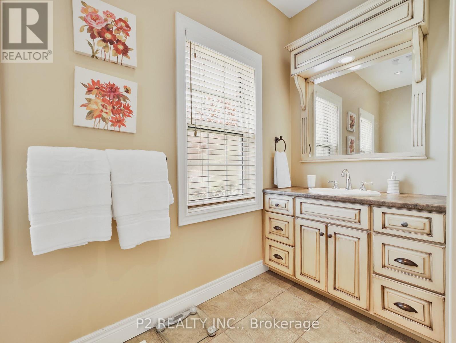 16 Martha Court, Pelham (Fenwick), Ontario  L0S 1C0 - Photo 16 - X12210892