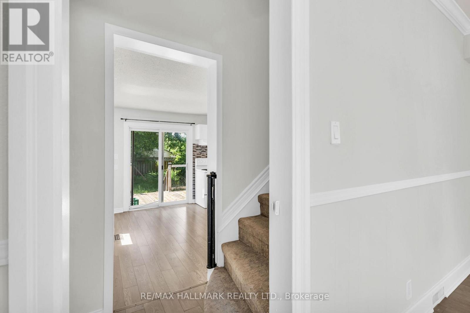57 Henry Street, St. Catharines (Downtown), Ontario  L2R 5T7 - Photo 23 - X12210901