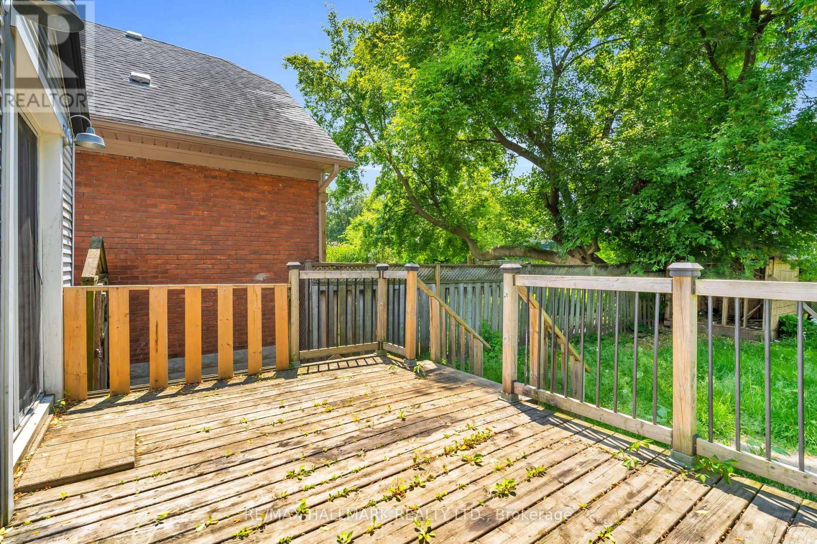 57 Henry Street, St. Catharines (Downtown), Ontario  L2R 5T7 - Photo 32 - X12210901