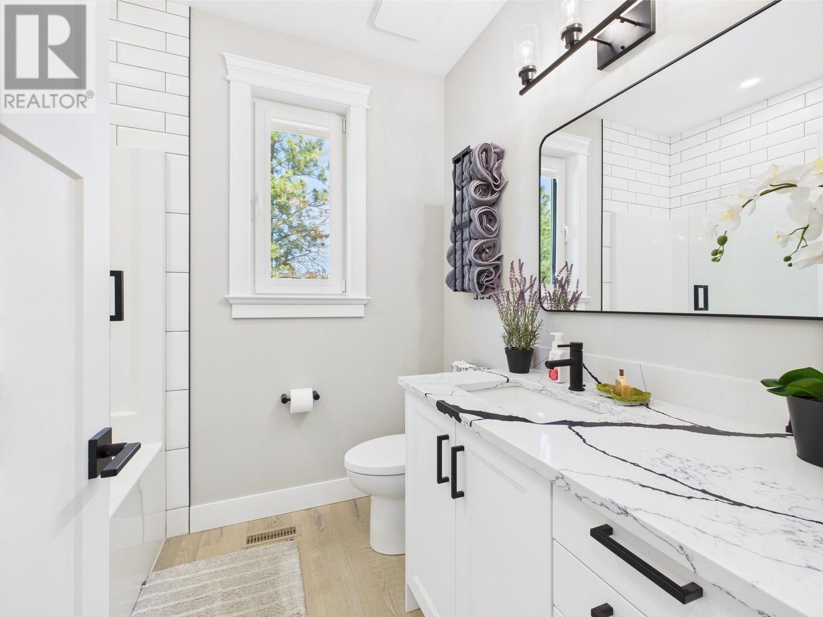 125 Falcon Place, Osoyoos, British Columbia  V0H 1V6 - Photo 42 - 10348258