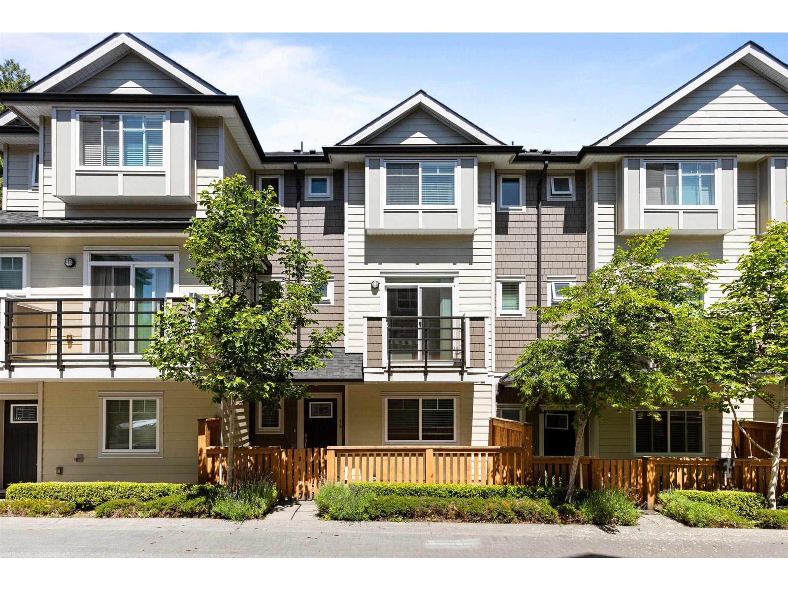 14 14285 64 Avenue, Surrey, British Columbia  V3W 1Z2 - Photo 1 - R3012667